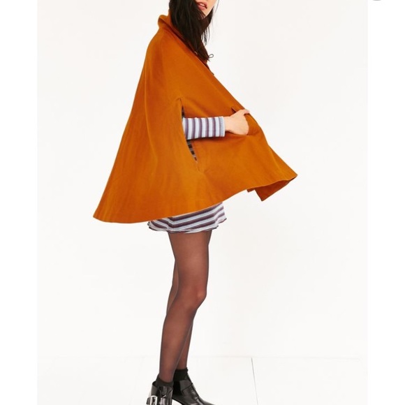 Alice & OU Cloco Cape Jacket 🦊 - Picture 3 of 5